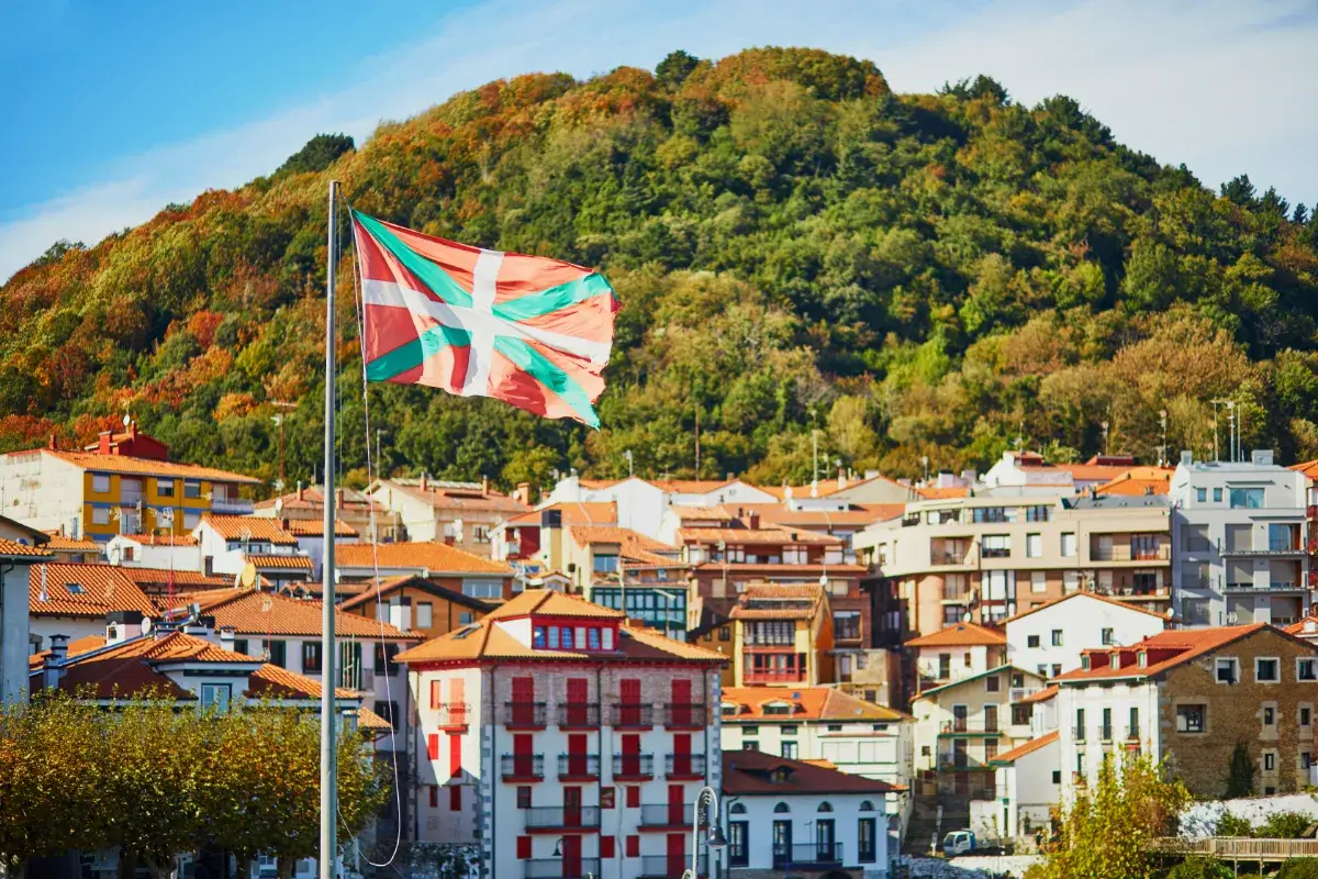 Mundaka : Guide ultime du surf et de l’art de vivre